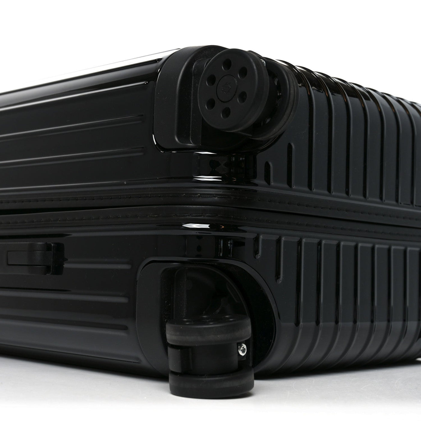 RIMOWA GLOSS POLYCARBONATE ESSENTIAL CABIN BLACK