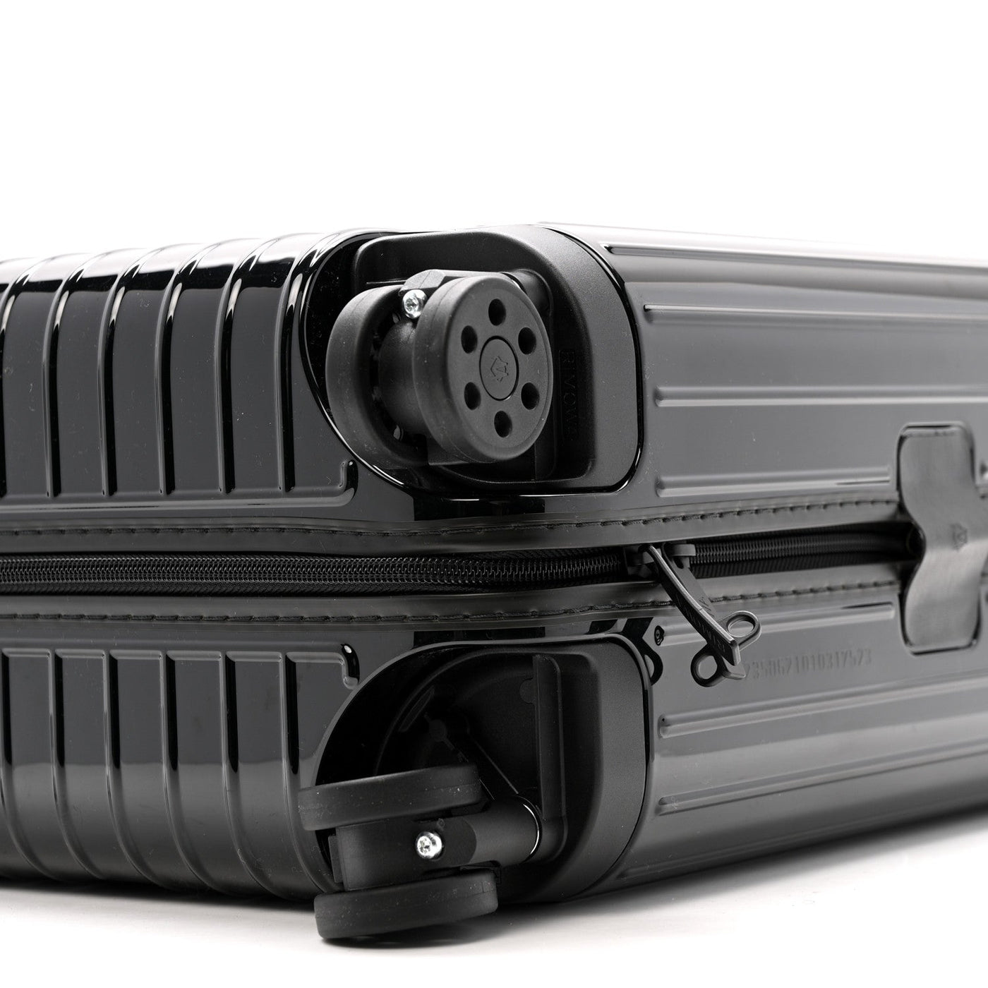 RIMOWA GLOSS POLYCARBONATE ESSENTIAL LITE CABIN U BLACK
