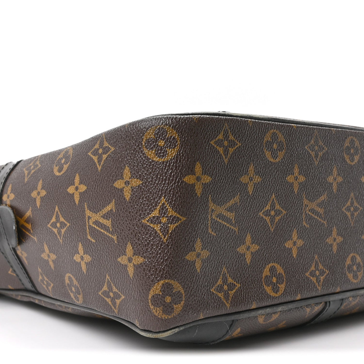 LOUIS VUITTON MONOGRAM MACASSAR PORTE-DOCUMENTS VOYAGE GM