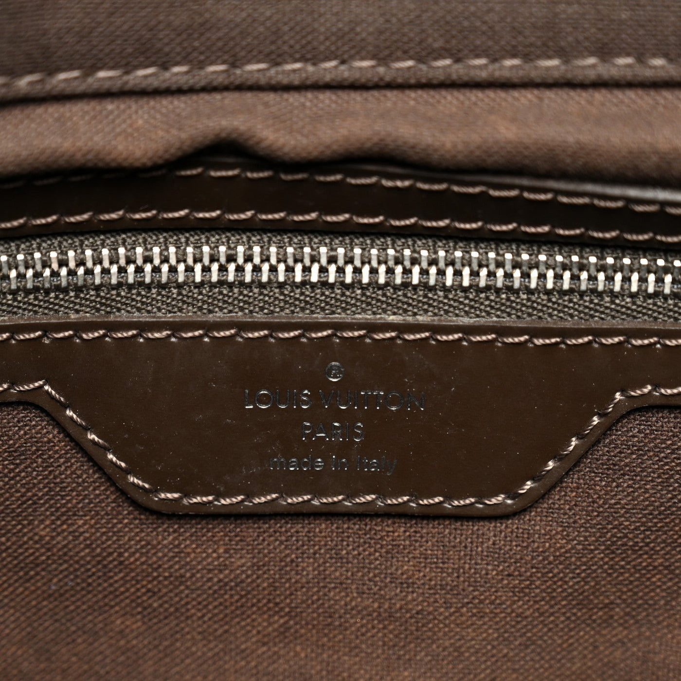 LOUIS VUITTON TAIGA ANDREI MESSENGER BAG GRIZZLI